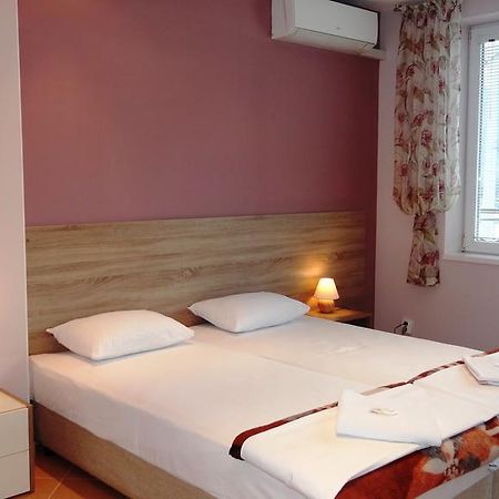 Guest Rooms Kom Sofia Rom bilde